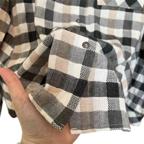 Hailee C Black Tan White Plaid Long Sleeve Buttondown Shirt Size Large - Picture 4 of 9